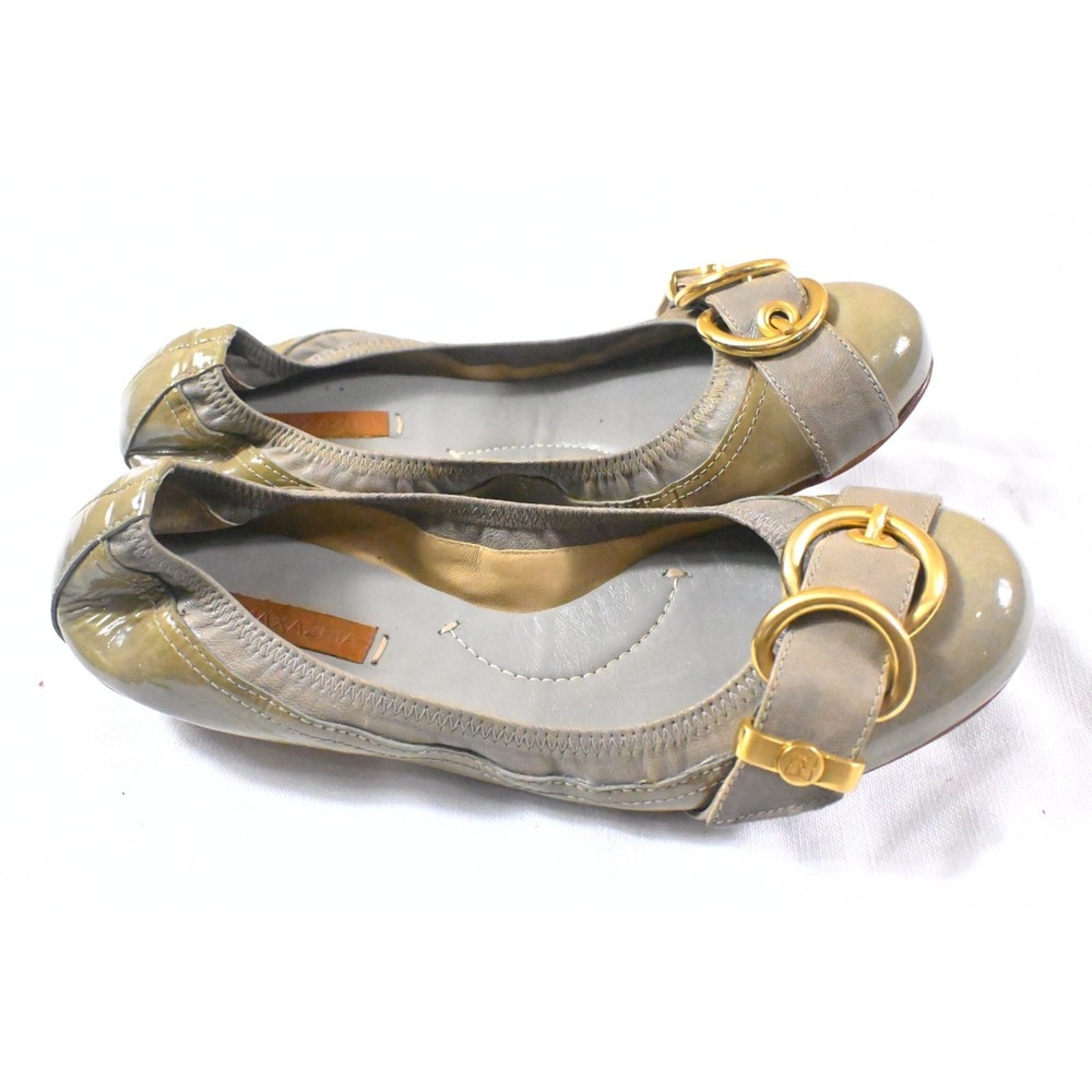 BCBGMAXAZRIA Gray Olive Patent Leather Buckle Ballet Flats Scrunched Sz 9M - Picture 11 of 12